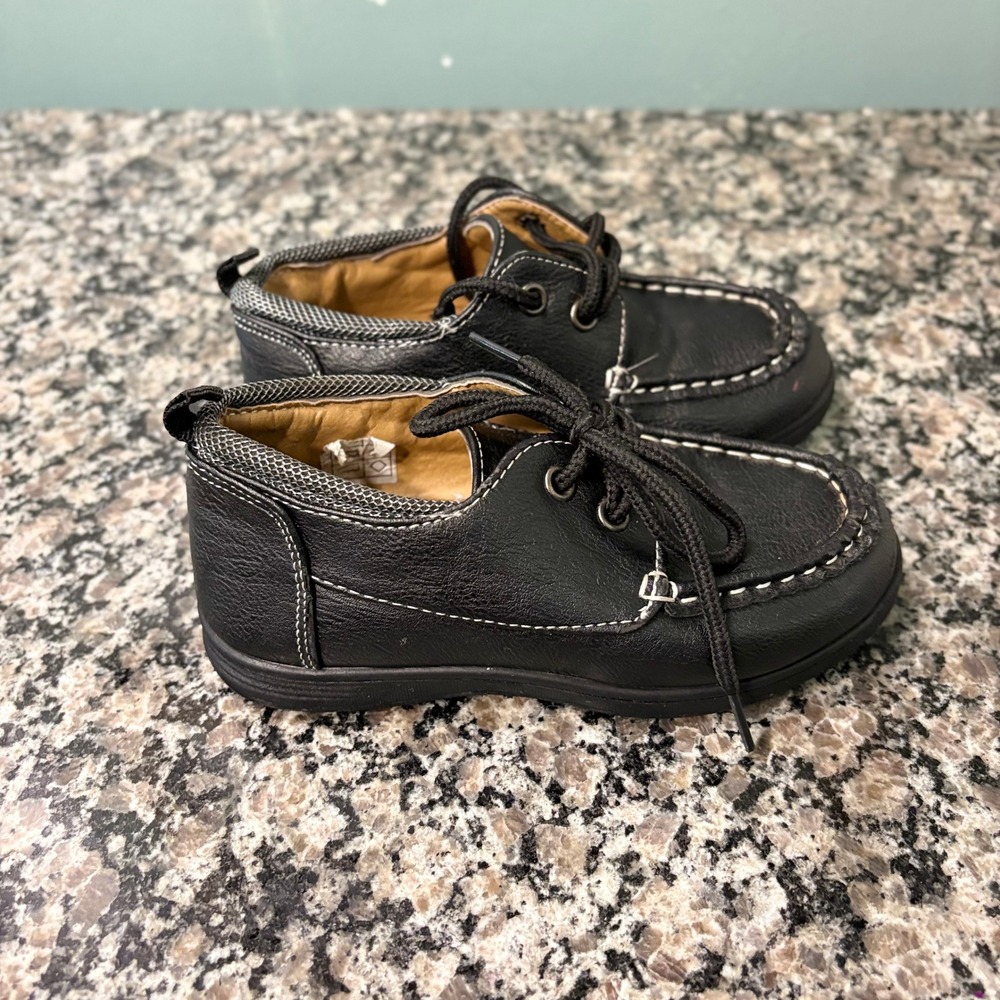 Smart Step Kids Black Faux Leather Boat Shoes Lace Up Loafers Size 10 Toddler